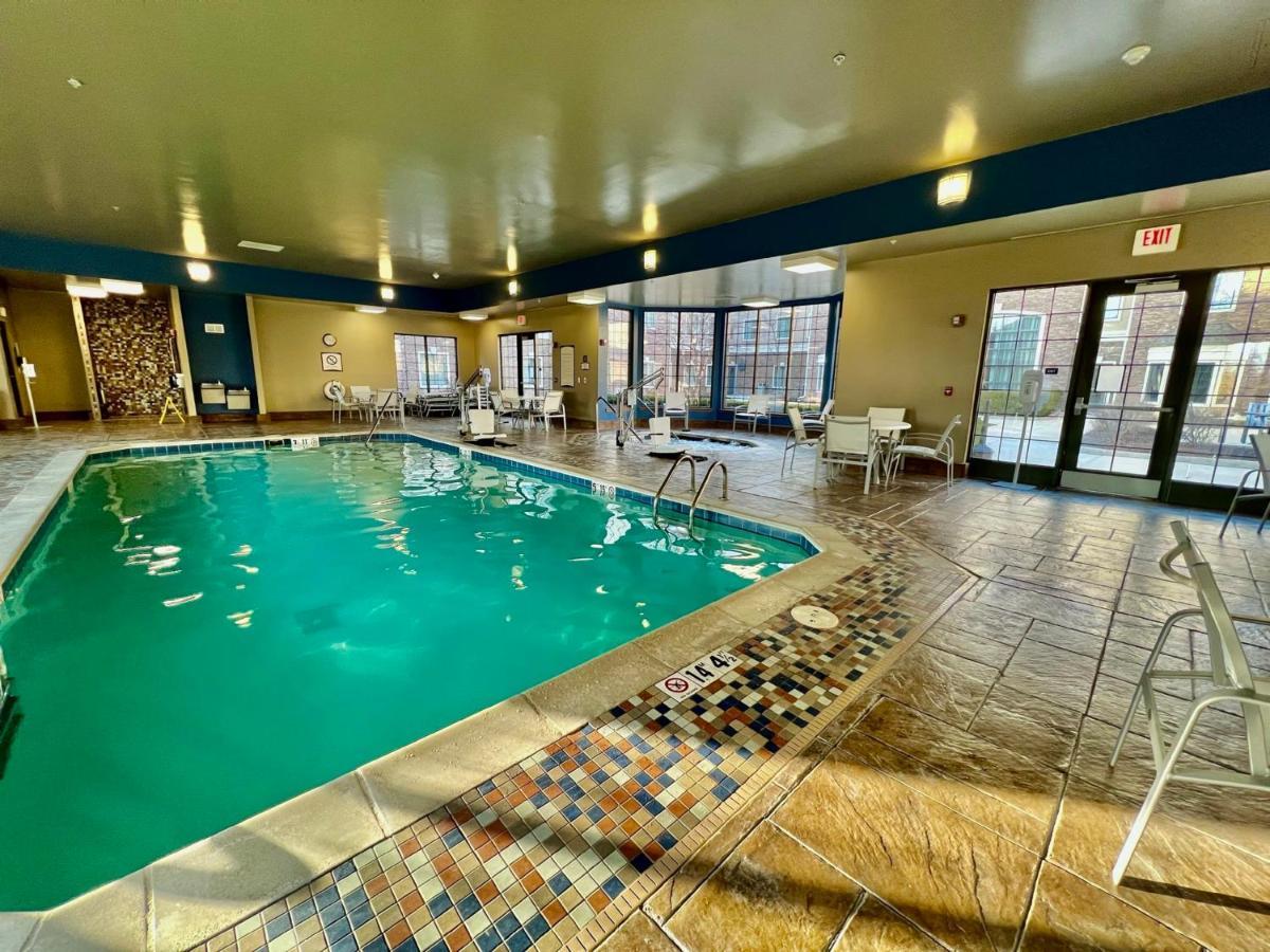 Staybridge Suites Detroit-Novi By Ihg Dış mekan fotoğraf