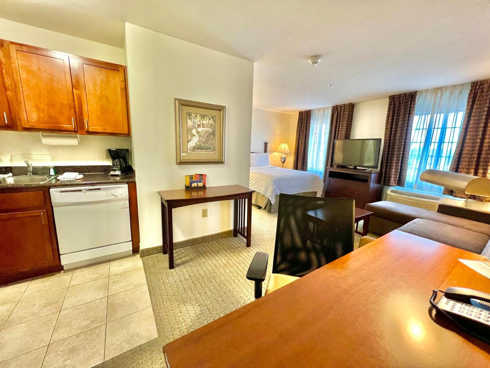 Staybridge Suites Detroit-Novi By Ihg Dış mekan fotoğraf